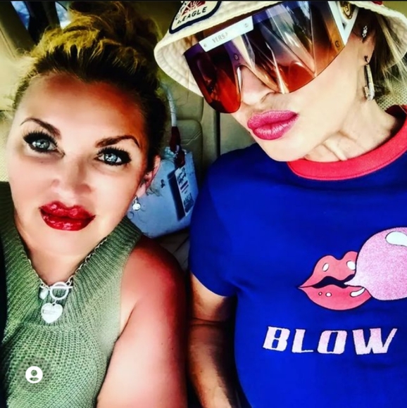 Comment & say Hi! to your new Posh Ambassador; Autumn MacKenna in the ATL! โบ๏ธ - Picture 3 of 6